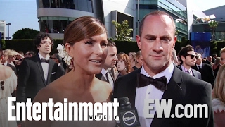 Law \u0026 Order: SVU Stars Mariska Hargitay \u0026 Chris Meloni At The 2010 Emmys | Entertainment Weekly