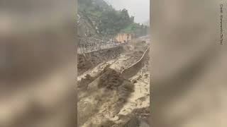 Pakistan, inondazione devastante: le immagini del fiume prima e dopo l'alluvione sono incredibili