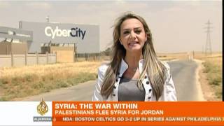 Palestinians flee Syria for Jordan