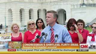 CNN: Congressman Lee resigns over photos