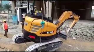 #mini Extremely #dangerous  Excavator oparation SANY SY35