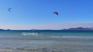 Kitesurf dans la baie de l'Almanarre à Hyères