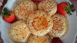 Crumpets ( with yeast )