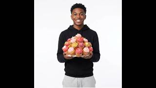🎓✨ One Graduation. One Cupcake Bouquet. One Unforgettable Day.
