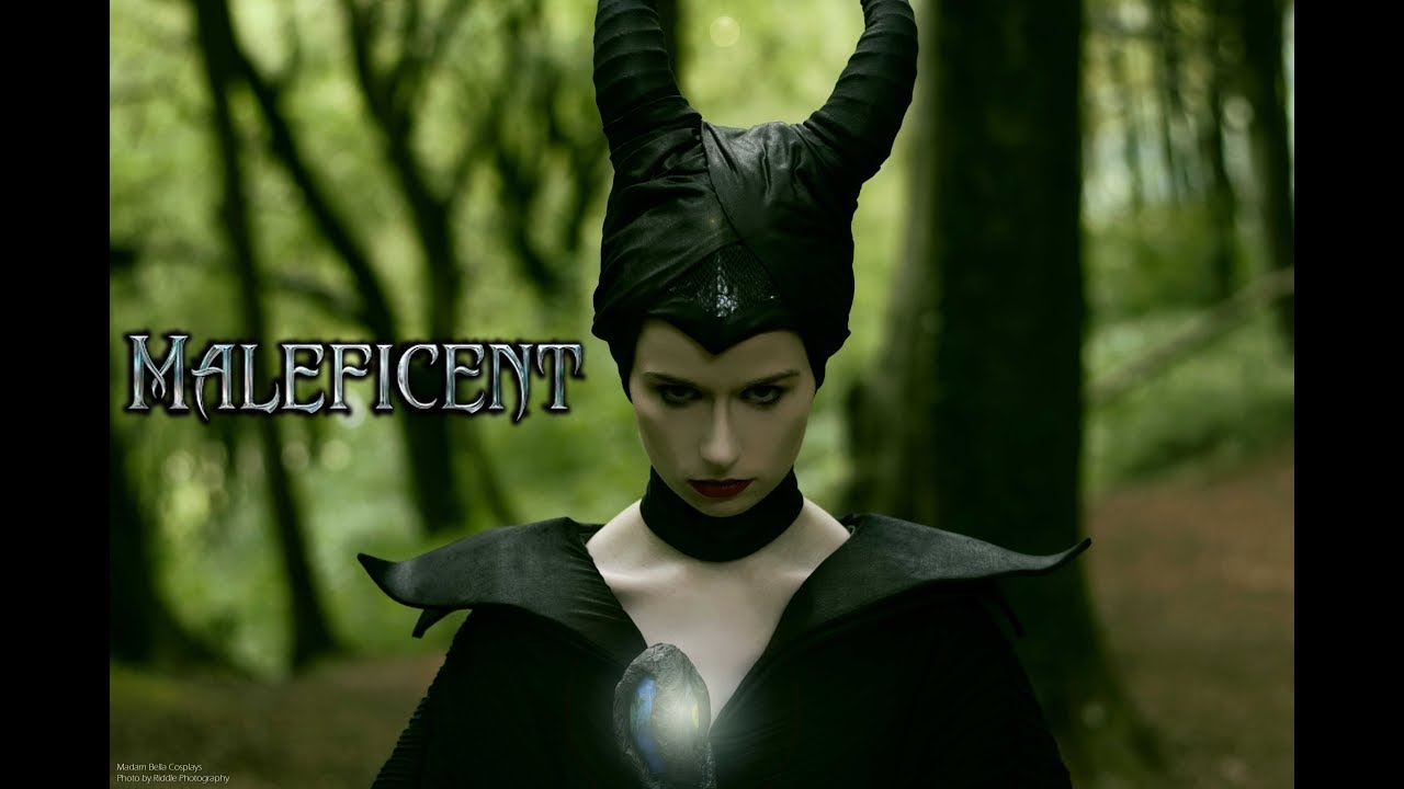 Maleficent - Mistress Of Evil [Cosplay Showcase] - YouTube