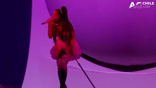 Stan Twitter : Ariana grande saying yuh while flipping her ponytail