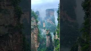 阿凡达悬浮山取景地原型山#中国张家界乾坤柱，Avatar hangs on the floating mountain in zhangjiajie, China