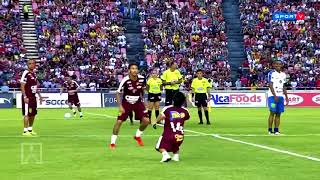 Neymar has fun humiliating a dwarf during a charity match 2018