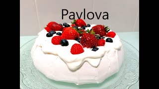 Pavlova com Frutos Vermelhos | Com Gosto