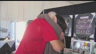At A Bellingham Charity Event, The Emcee Meets His Kidney Donor