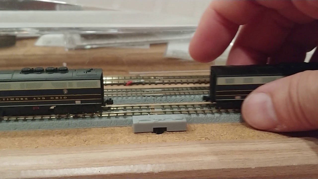 AZL 62913-1 F3 A-B B&O Locomotive Set Test Run @ Z.scale.hobo 08.23. ...