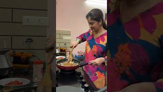 കുടുംബസമേതം കുട്ടൻ കറി സെറ്റാക്കിയപ്പോൾ!😁 #family #cooking #homemadefood