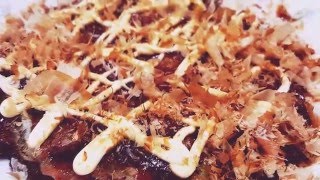 살아 숨쉬는 오코노미야키... Living Okonomiyaki... 일본식 부침개..