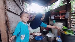 SUASANA PAGI DI KEBUN?!