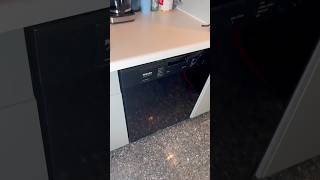 Miele dishwasher is noisy when draining | Miele dishwasher makes noise when draining|