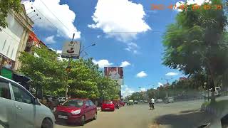 Kolkata VIP road on a Sunny summer day