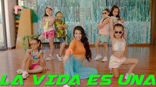 La vida es una  de Karol G  by Melizza Rodríguez #karolg  #dancekidssongs #dance #kids