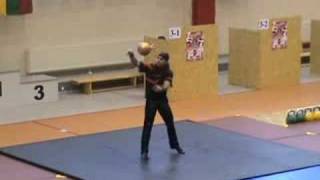 Russian power juggling with kettlebells