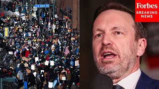 Chris Murphy Decries Shooting Of Man In Minneapolis During Protests Against ICE | FULL INTERVIEW