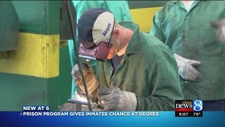 Prison program gives inmates chance at degree