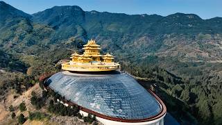 China’s Most Shocking Place: They Built a Golden Palace?!