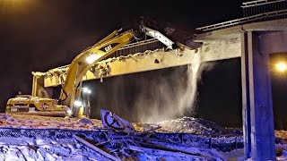 RAW: Quebec overpass demolished