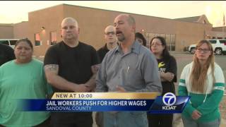 Jail workers seek higher pay