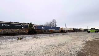 Csx I031 passing hermitage road with a friendly crew