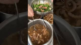 หม้อไฟเนื้อตุ๋นสมุนไพรข้ามวัน! สูตรน้ำจิ้มพริกไทยดำเนื้อนุ่มเด้ง มีทุกส่วน เผ็ดร้อนถึงเครื่องทุกคำ