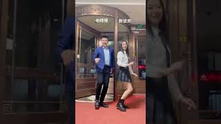 霹雳舞大叔 Piliwu Dancing with gorgeous girl #Short_Video