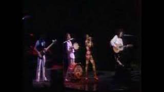Queen - '39 - A night at the Opera