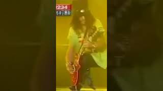 This is Insane 🎸 Did Slash Really Do This To Michael Jackson 🤯