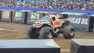 Zombie wins skills challenge after bursting into flames @Monsterjam Anaheim - 1/19/25 - Full Run