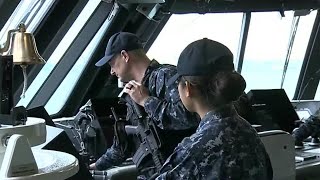 Veterans tour USS Detroit