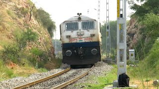 High Speed Diesel Train | Aravali Express - Indian Railways