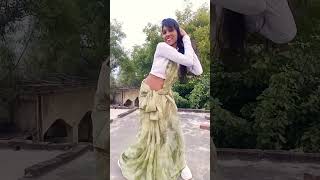 Pore pore tute karihaiya #bhojpuri #newsong #shortshortshort #cutesummu dancevideo khatiya kare shor