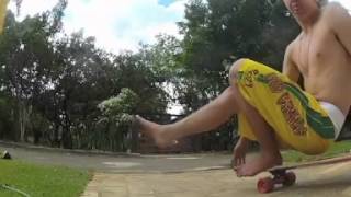 Zwiebel Grab 11 (Longboarden in Brasilien)