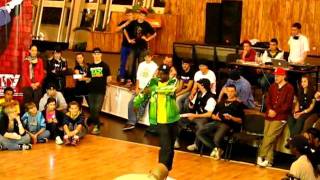 Link and Salas best dancers popping battle 2009