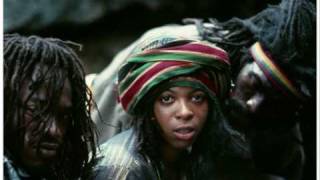 Black Uhuru - Plastic Smile [12'' Version]