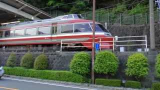 箱根湯本駅（小田急ロマンスカー7000形・ＬＳＥ）