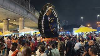 Beautiful Mayil Kavadi Dancing to Urumi Melam | Batu Caves Thaipusam 2025 (Feb 8)