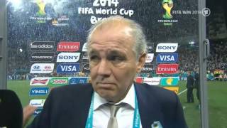 Alejandro Sabella (Nationaltrainer Argentinien) im Interview nach dem Halbfinale