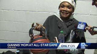 Giannis' mom collects autographs on special purse