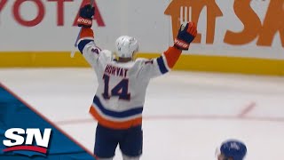 Islanders' Bo Horvat Scores 5th Goal Of Season In His Return To Vancouver