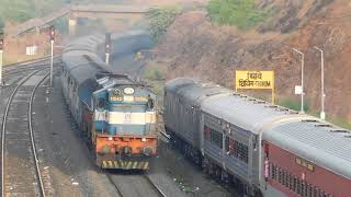 12133 Mangalore Express Overtakes 16311 SGNR KCVL Express \u0026 Crossing 11086 GOA Double Decker Express