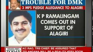 Three DMK MPs swear allegiance to Alagiri