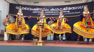 Kathakali -Purappad - Srivaishnavam Kathakaliyogam Thiruvalla at Paliippattikavu , Desom