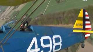 Mikael Carlson flying his Boeing PT-17 \