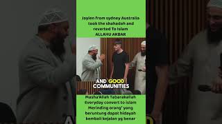 PEMUDA CERDAS AUSTRALIA BERUNTUNG DAPAT HIDAYAH