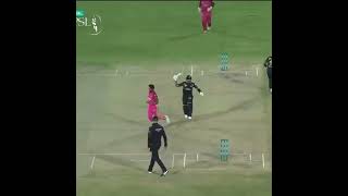 Most Funny moment of the match  between Islamabad united vs Peshawar zulmi psl 8